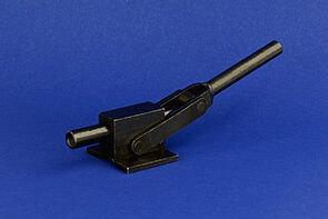Wolverine Push Clamp Pre-Drilled Mounting Holes Holding Capacity (lbs): 5800 Drilled/Tapped Hole: M12 x 1.75 Base: Flanged